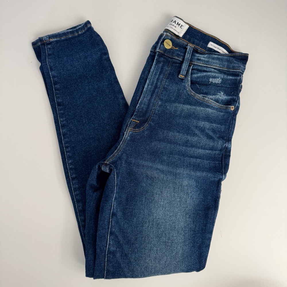 Frame Denim Blue Skinny Jeans with Modern Wash